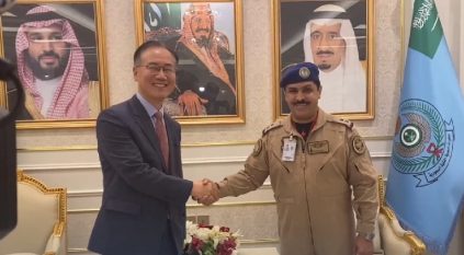 السفير الكوري بالسعودية يصل جدة لاستقبال الرعايا القادمين من السودان
