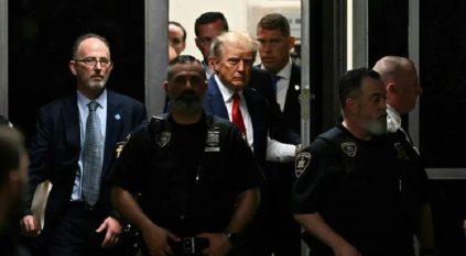 ترامب يصف يوم اعتقاله بالأفضل في التاريخ