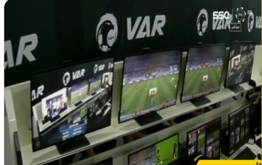 حقيقة تعطل تقنية VAR في مباراة الهلال والشباب !