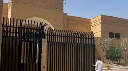 السفارة الإيرانية في السعودية تفتح أبوابها للمرة الأولى منذ 7 أعوام