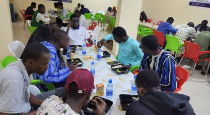 توزيع 25 ألف وجبة إفطار على الصائمين في السنغال