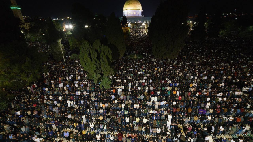 280 ألف مصلٍّ يحيون ليلة 27 رمضان بالمسجد الأقصى