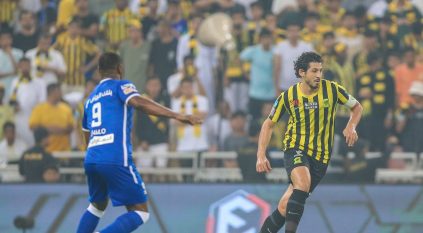 التعادل السلبي يحسم الشوط الأول بين الاتحاد والهلال