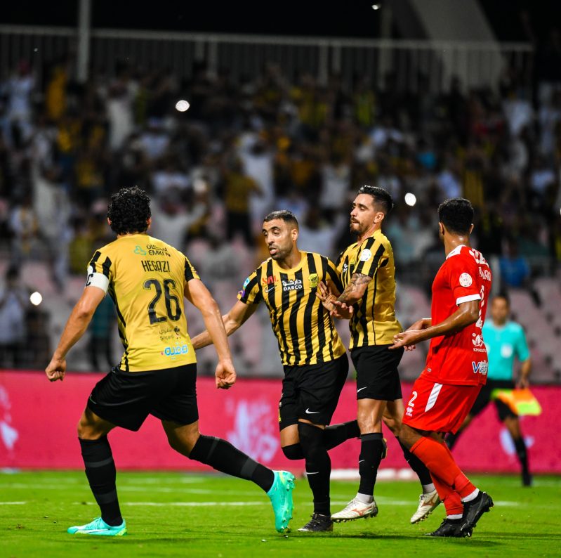 الوحدة ضد الاتحاد