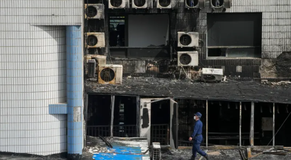 صينيون يقفزون من النوافذ هربًا من حريق مستشفى ببكين
