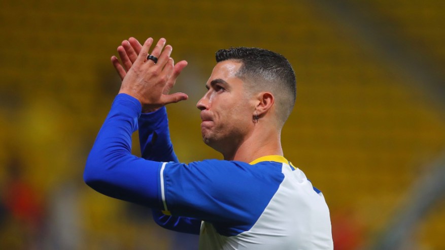 رونالدو يُقرب لويس كاسترو من تدريب النصر
