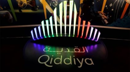 القدية للاستثمار توقع اتفاقية مع Six Flags Entertainment لإدارة وتشغيل متنزهين عالميين