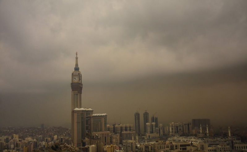 أمطار وعواصف رعدية على مكة المكرمة وعسير غدًا