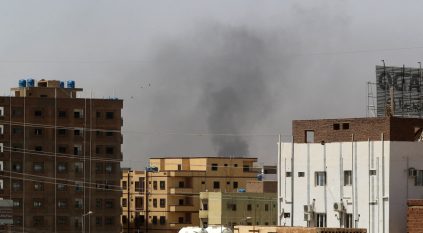 56 قتيلاً و595 جريحًا في اشتباكات السودان