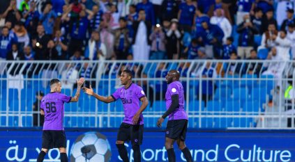 نادي الهلال يخطف صدارة تاريخية من الاتحاد