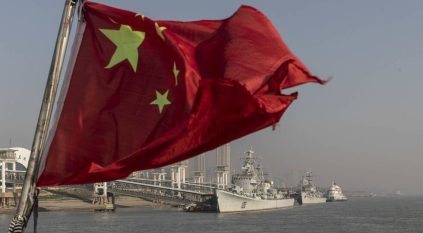 نصف حاويات العالم في خطر بسبب الصين وتايوان