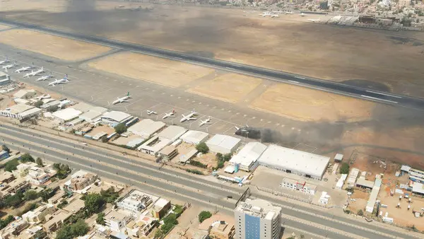 تمديد الإغلاق الجوي في السودان حتى نهاية الشهر