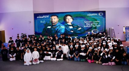 طلاب وطالبات “تعليم الرياض” يشاركون رواد الفضاء التجارب العلمية