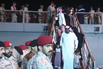 وصول 14 مواطنًا و206 أشخاص من رعايا عمليات الإجلاء السعودي إلى جدة