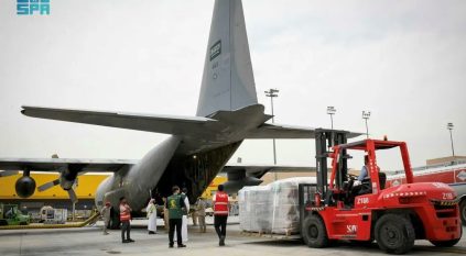 مغادرة الطائرة الإغاثية السعودية الرابعة إلى السودان