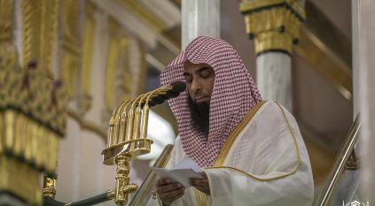 خطباء الجوامع في السعودية يوصون بالمساهمة في إغاثة الشعب السوداني