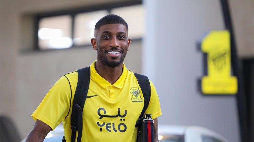 جماهير الهلال تطلب معاقبة أحمد شراحيلي