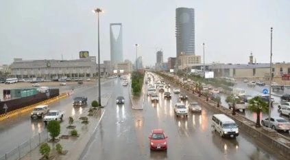 سحب ممطرة تغطي الرياض وأجزاء من القصيم وحفر الباطن