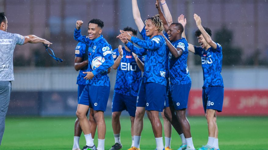 الهلال يزاحم الشباب على المركز الثالث بـ دوري المحترفين السعودي