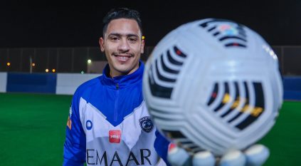 جماهير الهلال تشيد بأداء حبيب الوطيان