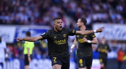 باريس سان جيرمان يقترب من حسم لقب الدوري الفرنسي