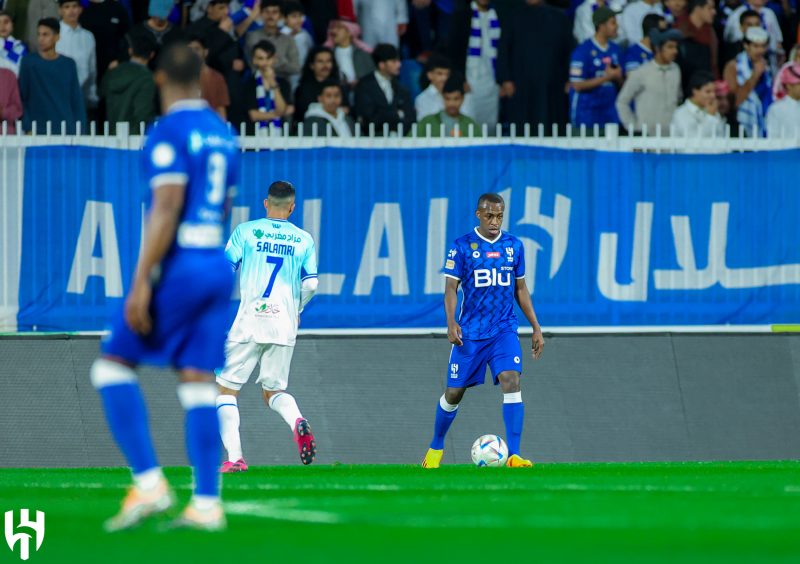 الهلال وأبها