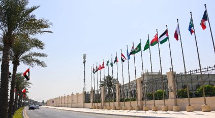 تطلعات مواطني دول عربية من قمة جدة لحل أزماتهم