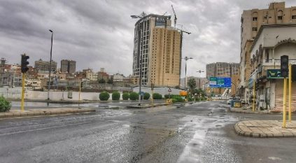 أمطار غزيرة على مكة المكرمة حتى مساء السبت