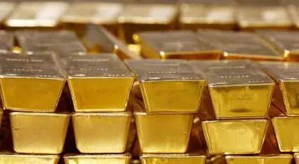 الذهب يصل لمستوى قياسي ويرفع مكاسبه الفصلية إلى 6%