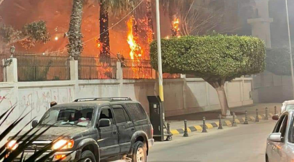 اشتعال النيران في السفارة المصرية بليبيا