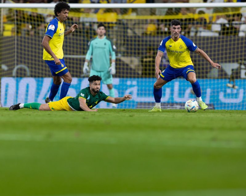 النصر ضد الخليج