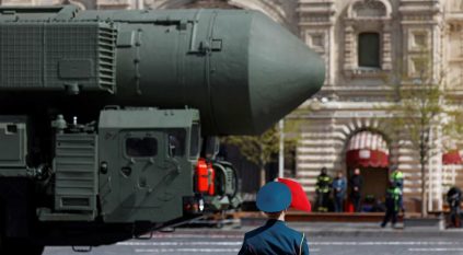 روسيا: تزويد أوكرانيا بالأسلحة المدمرة يقرب الحرب النووية