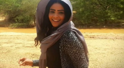 وفاة الفنانة السودانية شادن حسين بعد سقوط قذيفة على منزلها