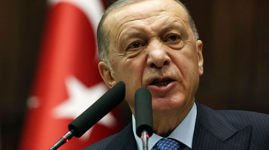 اعتقال تركي يقلد صوت أردوغان