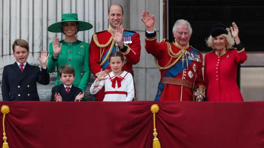 احتفالات غير مسبوقة في بريطانيا بمناسبة عيد ميلاد تشارلز الثالث