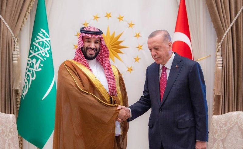 المونيتور: ولي العهد كان كريمًا جدًا تجاه تركيا خلال أزمتها