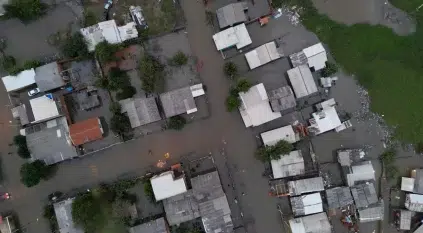 مقتل وتشريد 1627 برازيليًّا بسبب الإعصار