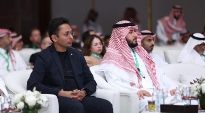 وفد رواد الأعمال الشباب لقمة العشرين بالهند يطلع على التجربة السعودية