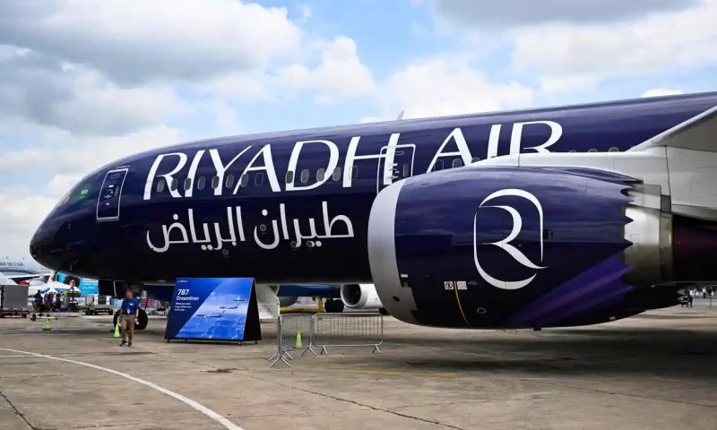 طيران الرياض