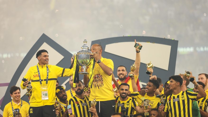 3 هدايا لـ الاتحاد بعد تصدره ترتيب الدوري السعودي