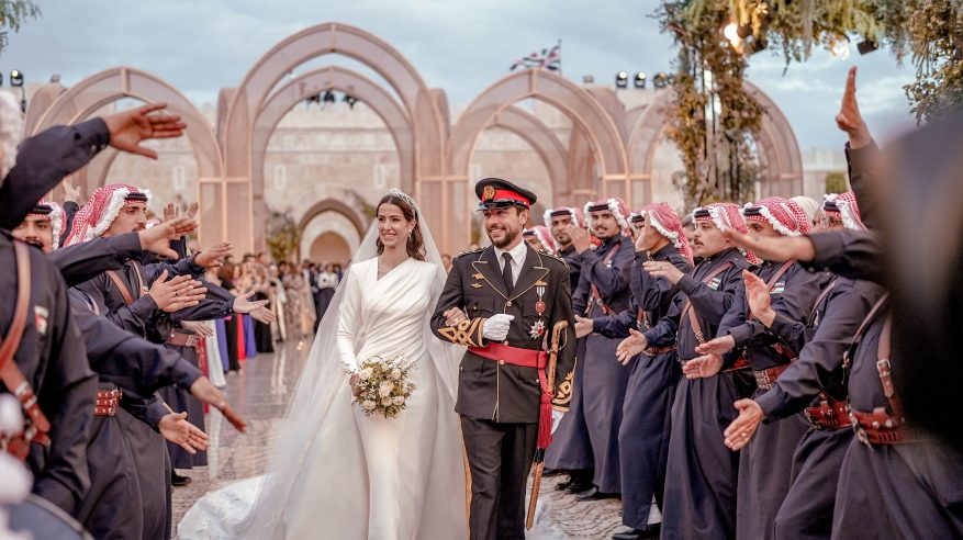 محمد عبده عن مشاركته في زفاف ولي العهد الأردني: السعودية والأردن شعب واحد