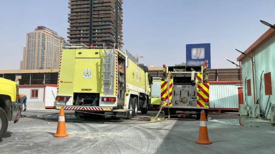 مدني الرياض يخمد حريقًا في مبنى تحت الإنشاءات
