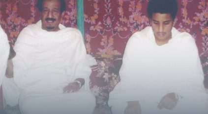 دارة الملك عبدالعزيز تنشر صورة لـ الملك سلمان وولي العهد يؤديان الحج