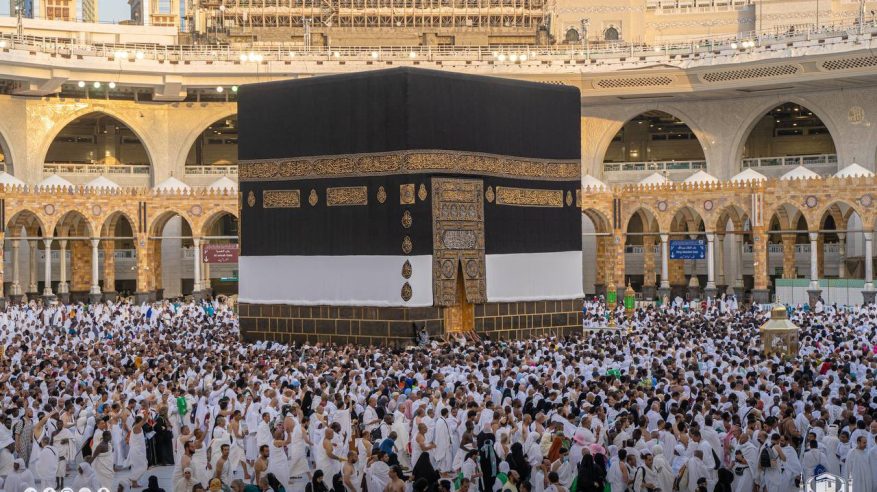 خطيب المسجد الحرام: من عظات الحج تحقيق الوحدة والمساواة بين المسلمين