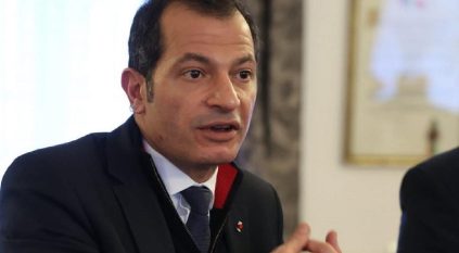 لبنان يستدعي سفيره في باريس بعد تهم الاغتصاب