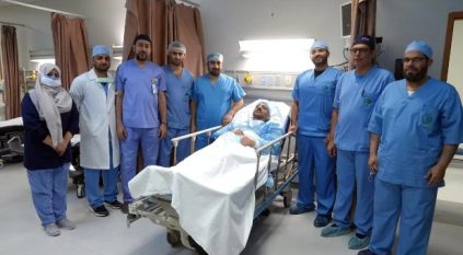 فريق طبي سعودي ينقذ حاجًا إيرانيًا من العمى