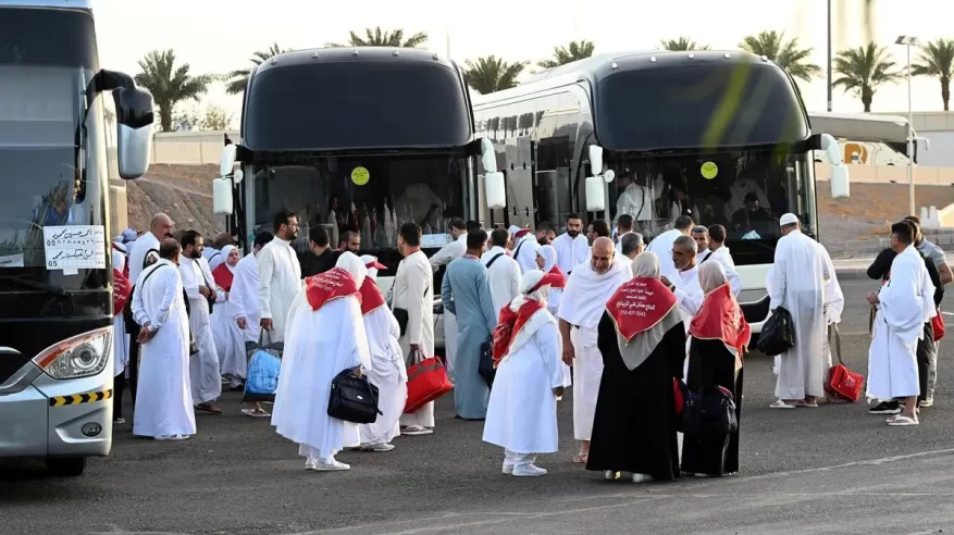 14 ألف رحلة برية تنقل الحجاج من المدينة المنورة إلى مكة