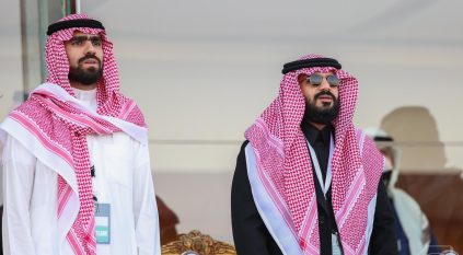 الحائلي وكعكي في مدريد لإنهاء صفقة بنزيما