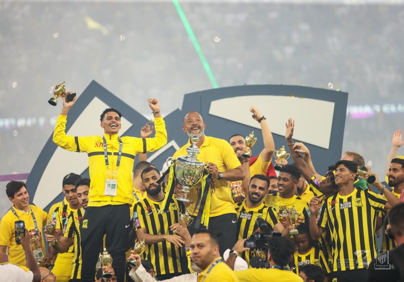 الاتحاد بطل دوري روشن