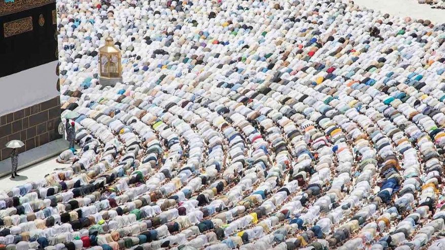 تقصير خطبتي وصلاة الجمعة في الحرمين الشريفين بدءًا من الغد